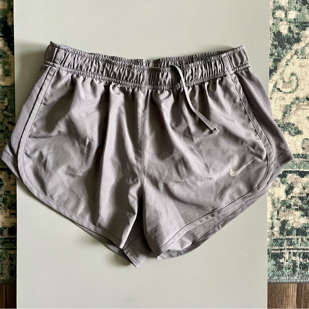 Nike Dri-Fit Tempo Gray Running Shorts Medium Built In Briefs Lightweight Active